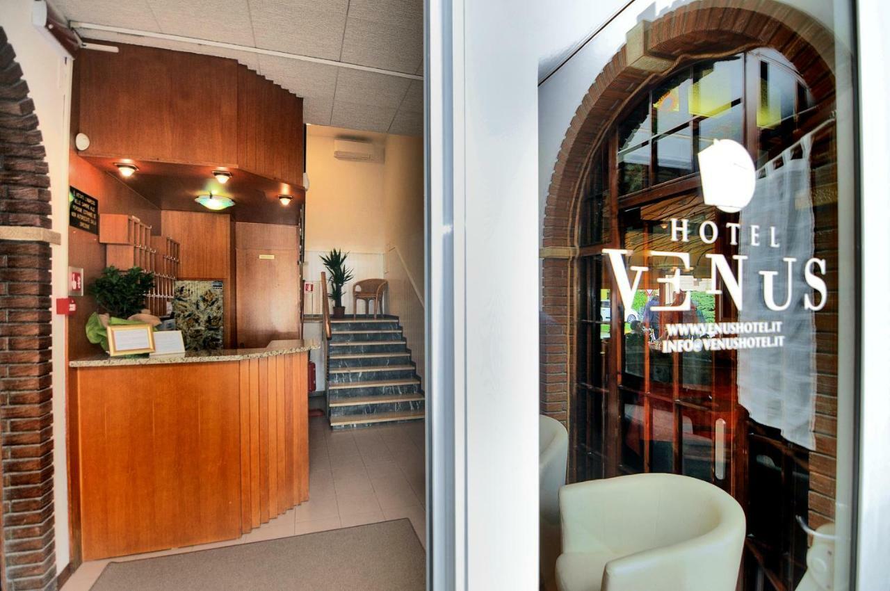 Venus Best Price Hotel *